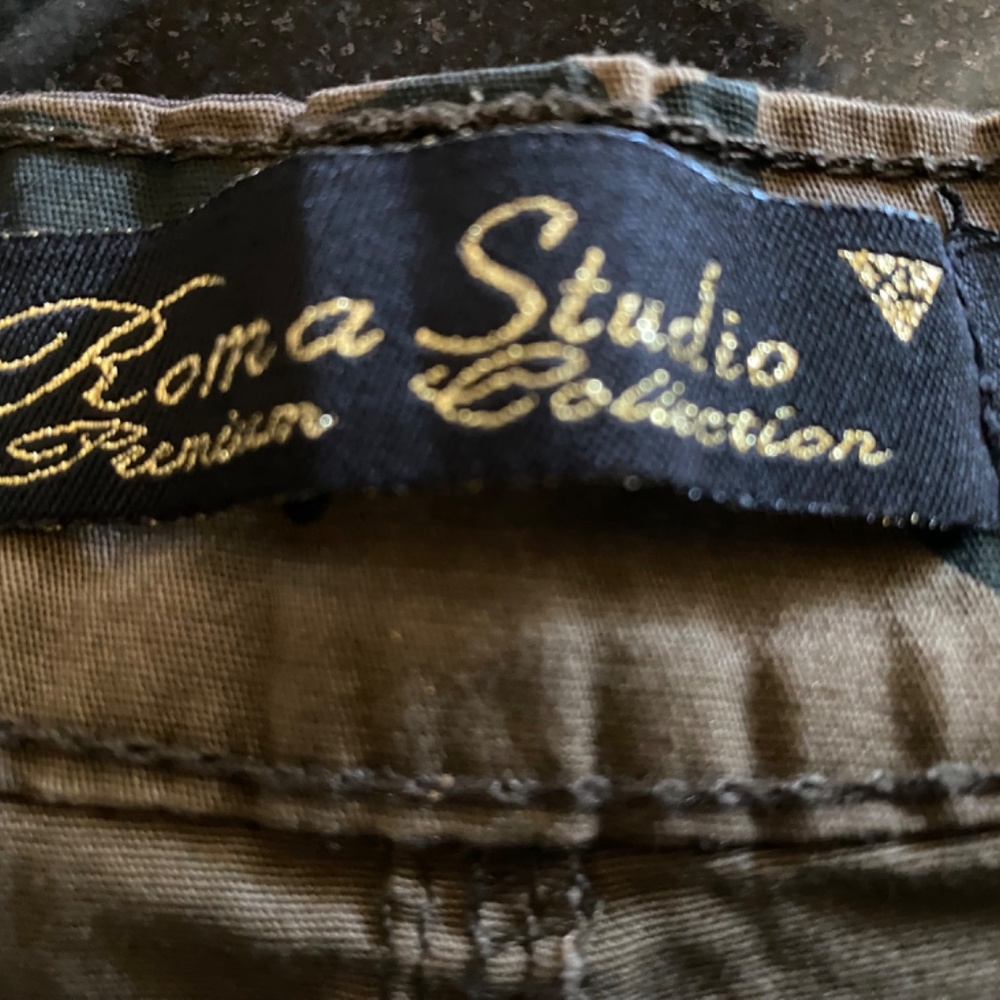 Roma Studio - Picture 9 of 15